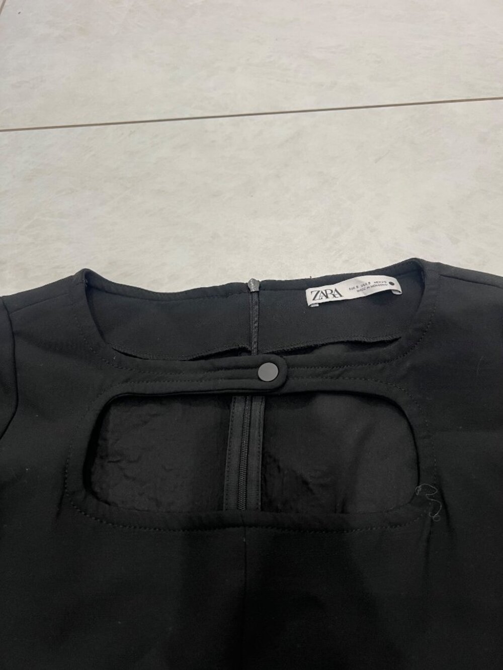 Zara Black Cut-Out Peekaboo Front Mini Dress Size S - Picture 4 of 6